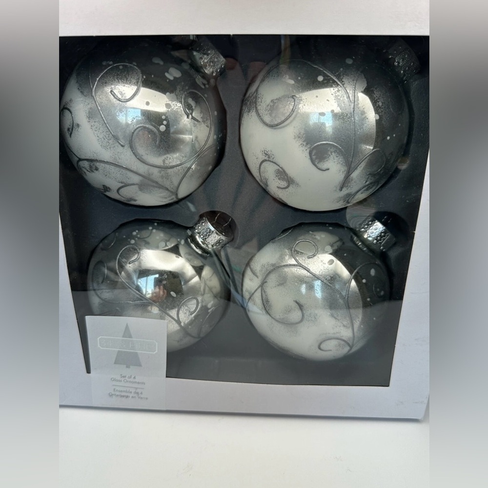 34th & Pine Silver Glass Christmas Tree Ornaments 4